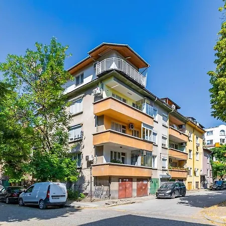 Sunflower Next To Kolodrum